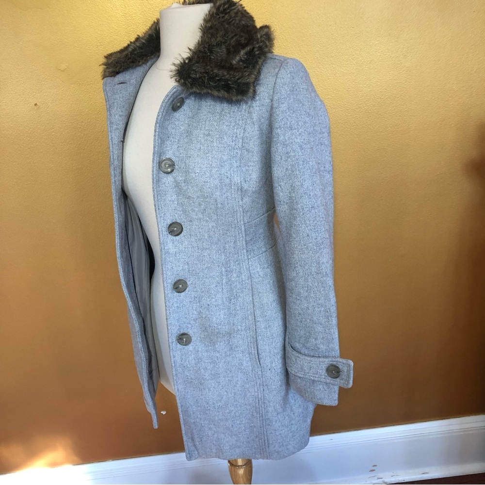 Banana Republic wool blend light gray coat w/Faux fur attachable collar Size XXS - Picture 8 of 13